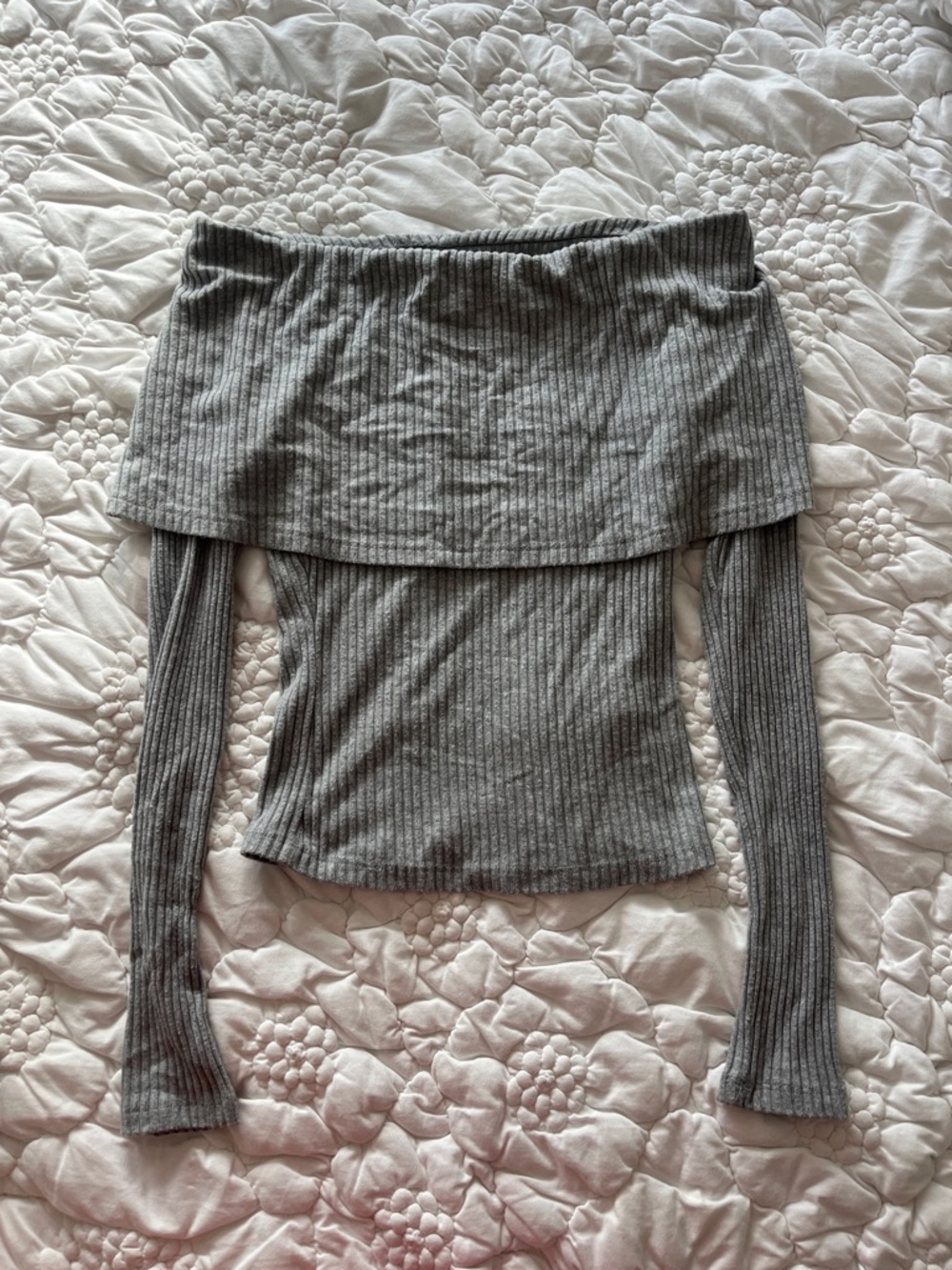 Urban Outfitters Gray Ribbed Off-the-Shoulder Knit Top